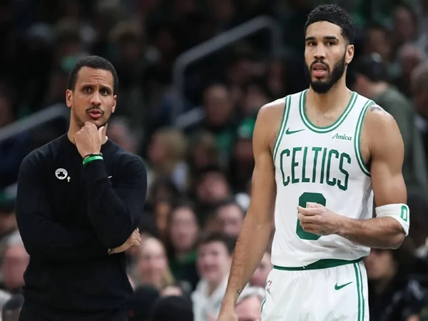Jayson Tatum Sebuut Joe Mazzulla Pelatih yang Gila