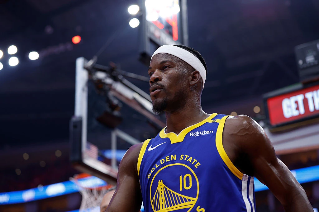 Jimmy Butler III Diragukan Tampil di Gim 3 Warriors vs Rockets