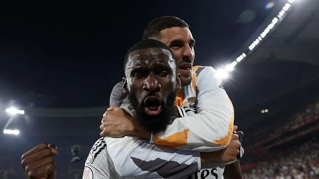 Ruediger Operasi Lutut, Absen Dua Bulan