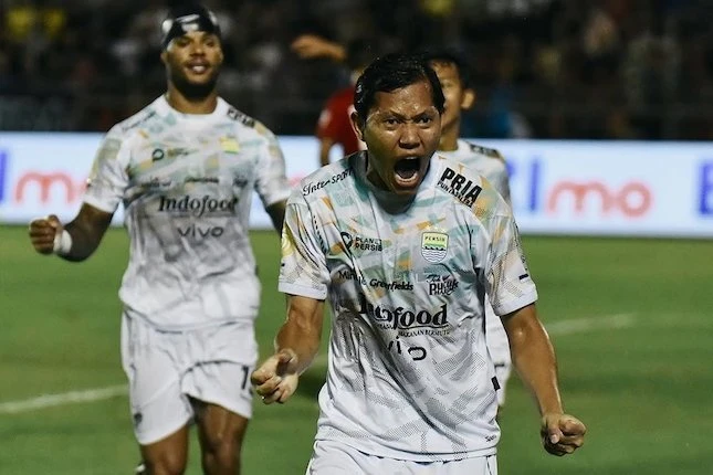 Pelatih Persija Jakarta Ucapkan Selamat jika Persib Bandung Juara BRI Liga 1 2024/2025