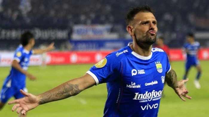 Klasemen Liga 1: Hasil Persik Vs Persebaya Pastikan Persib Jadi Juara!