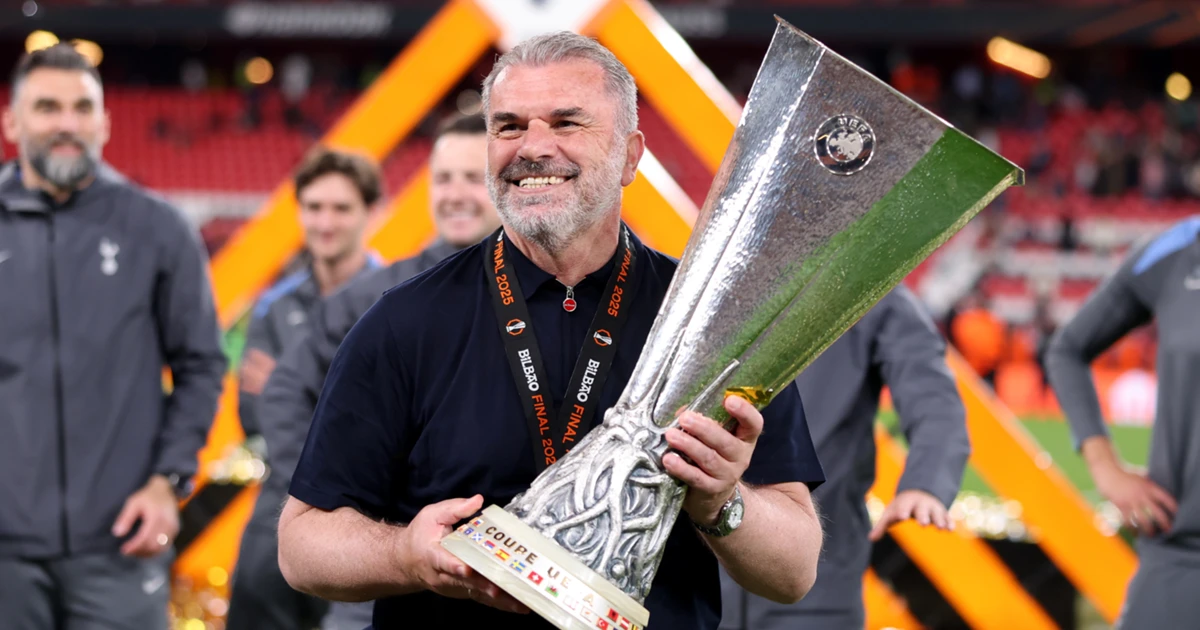 Susah-susah Bawa Spurs Raih Trofi, Postecoglou Dipecat Juga