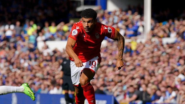 Spurs Gercep, Habis Kudus Kini Amankan Gibbs-White