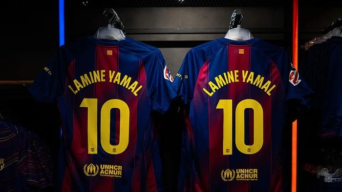 Sah! Lamine Yamal Kini Pakai Nomor 10 Barcelona