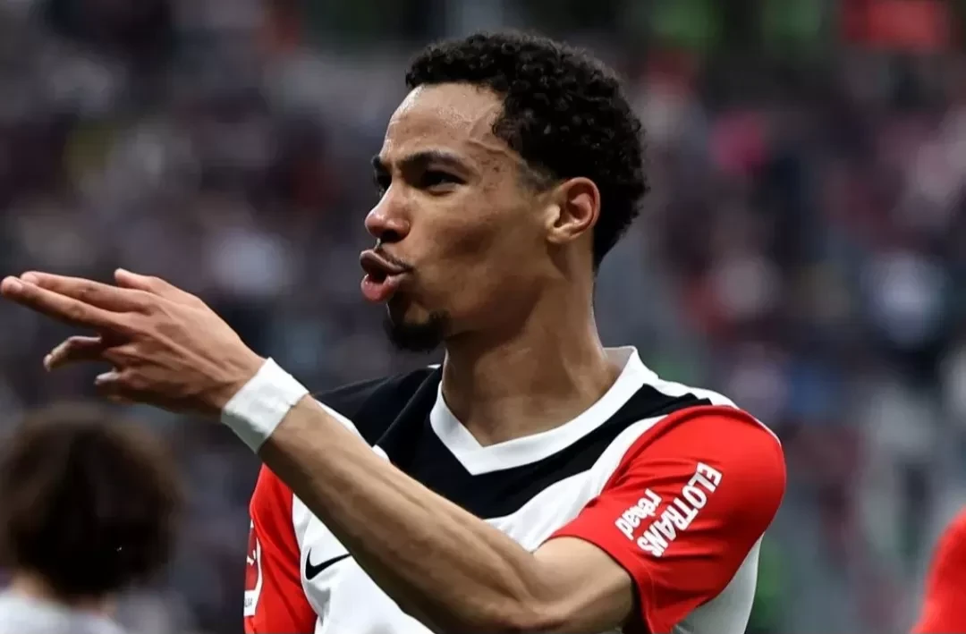 Liverpool Ajukan Tawaran RP 1,5 T buat Ekitike