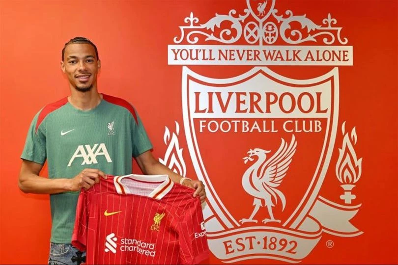 Liverpool Perkuat Sektor Serang, Resmikan Perekrutan Hugo Ekitike dari Eintracht Frankfurt