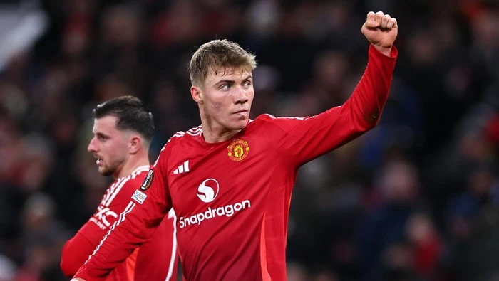 Sacchi Heran Hojlund Tolak Milan: Dia Bukan Van Basten