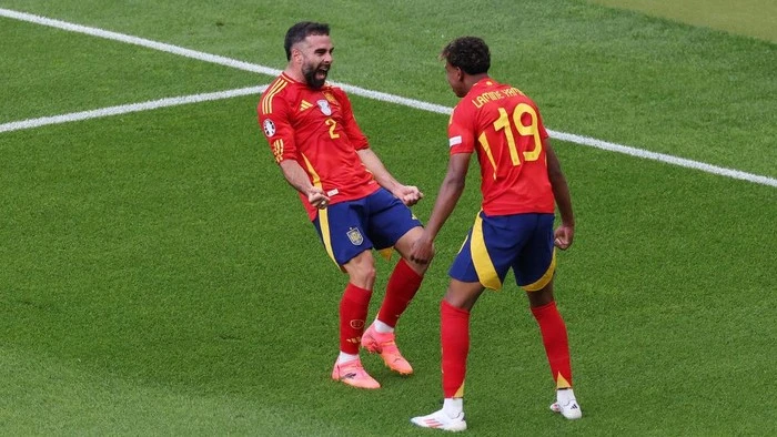 Carvajal Bela Yamal dari Kritik: Fokus ke Performanya Saja 