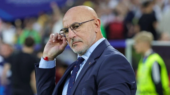 Luis de la Fuente Samakan Rekor Tak Terkalahkan Vicente del Bosque