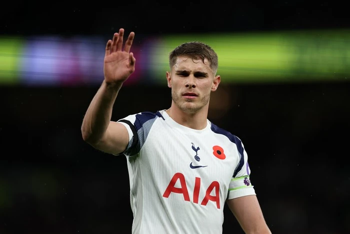Tottenham Mau Jual Beknya Ini Jadi Rekor Transfer Termahal