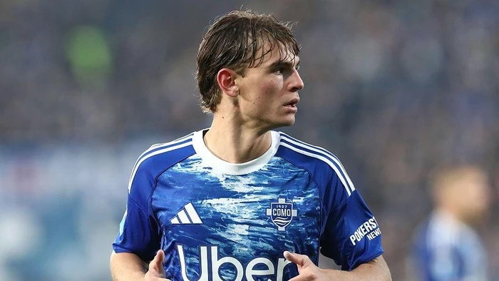 Fabregas: Nico Paz Harus Siap Tekanan Jika Kembali ke Madrid