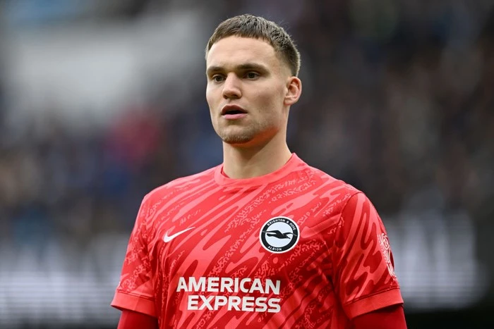 Chelsea Incar Kiper Brighton, Bart Verbruggen